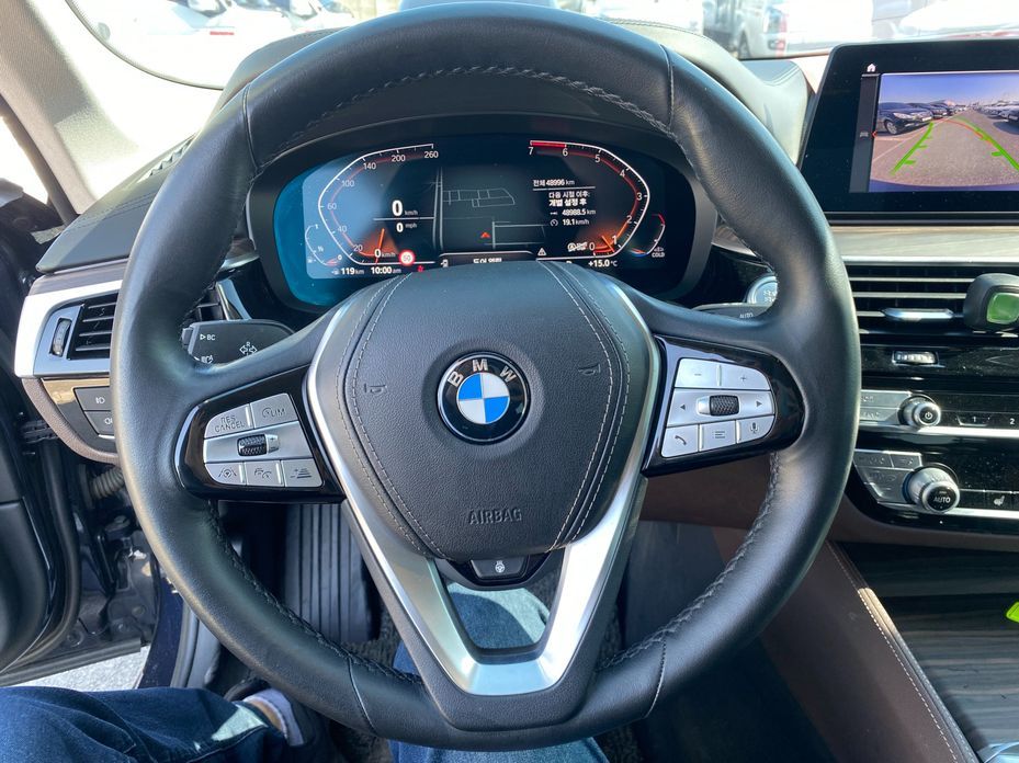 BMW 5-Series 2020