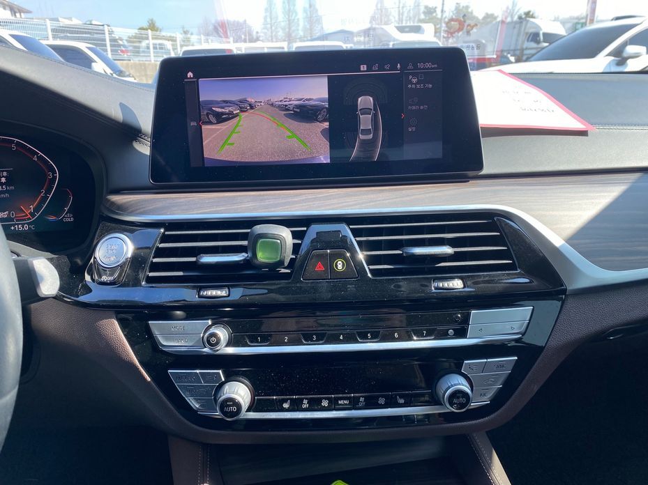 BMW 5-Series 2020