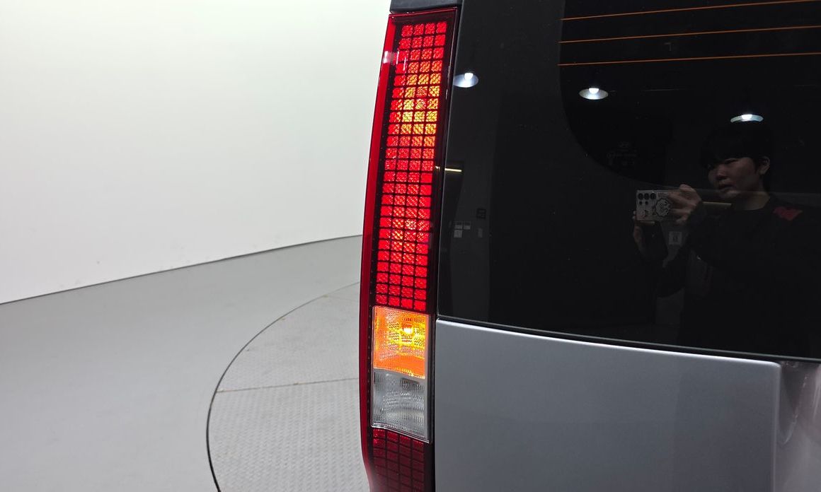 Hyundai Staria 2025