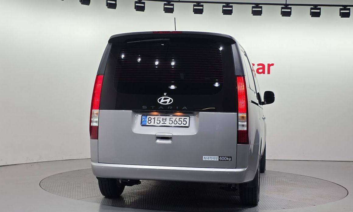 Hyundai Staria 2025
