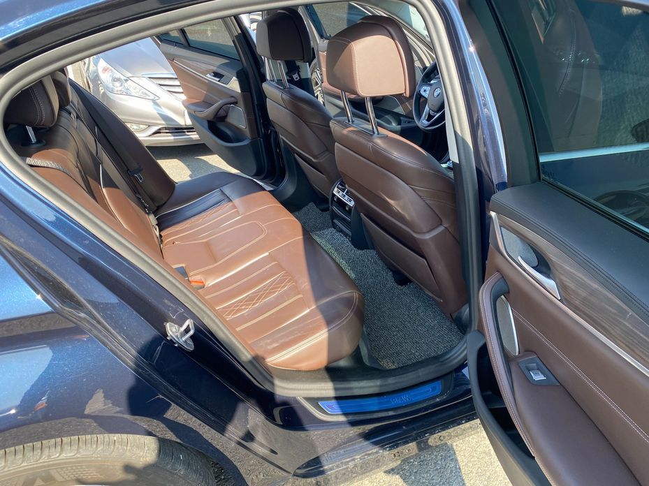 BMW 5-Series 2020