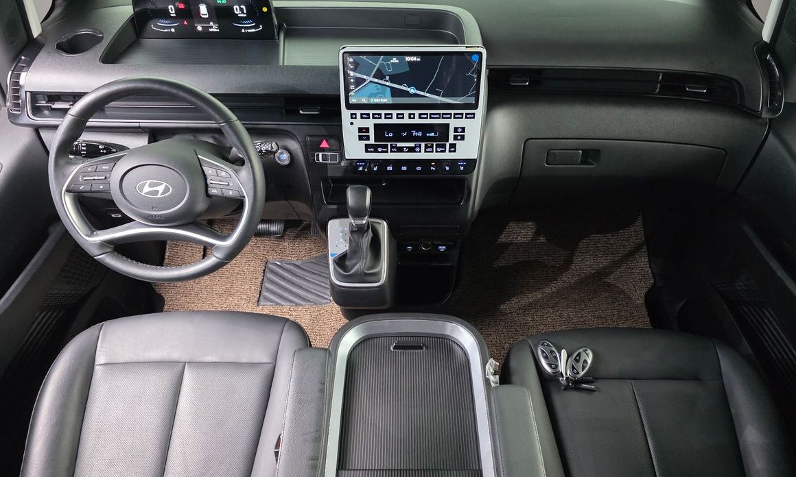 Hyundai Staria 2025