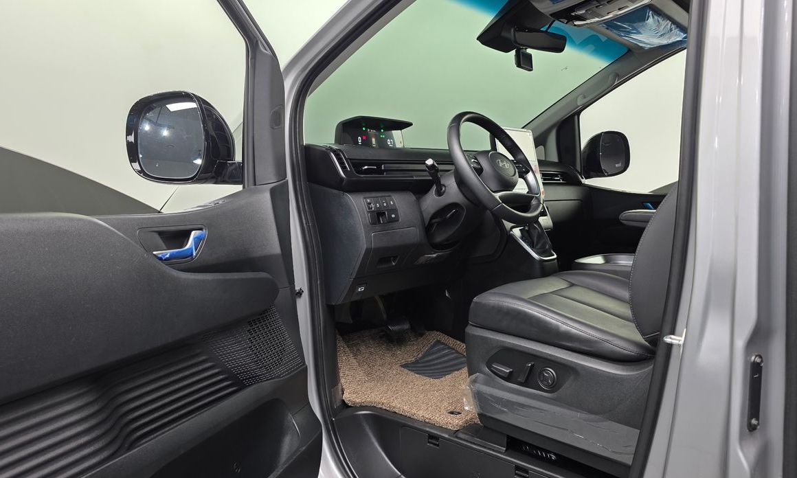 Hyundai Staria 2025