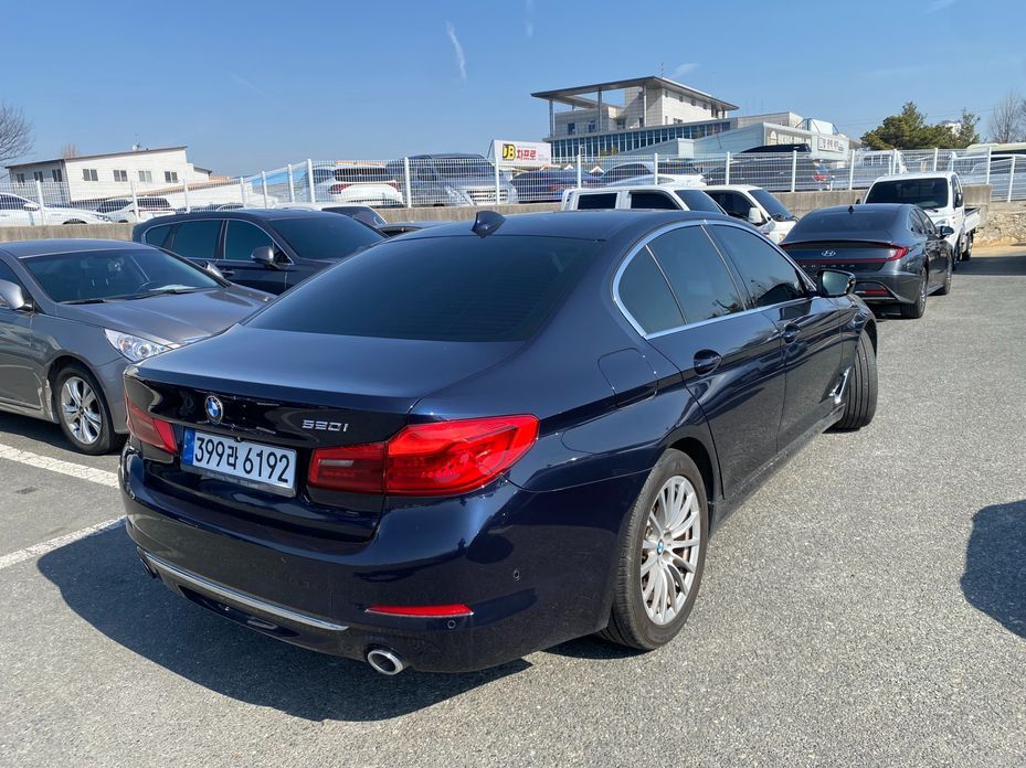 BMW 5-Series 2020