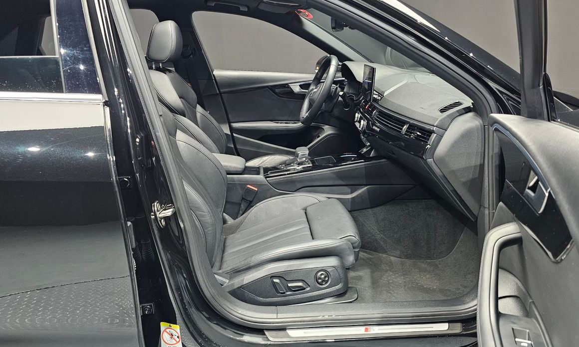 Audi A4 2021