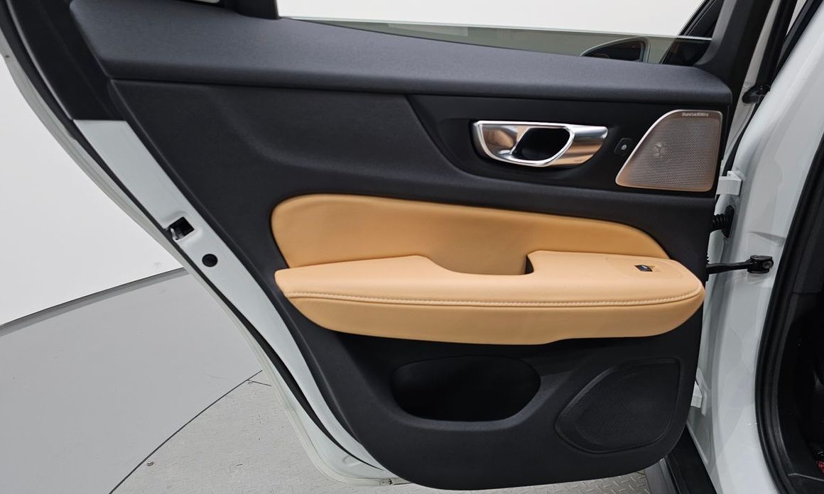 Volvo V60 2021