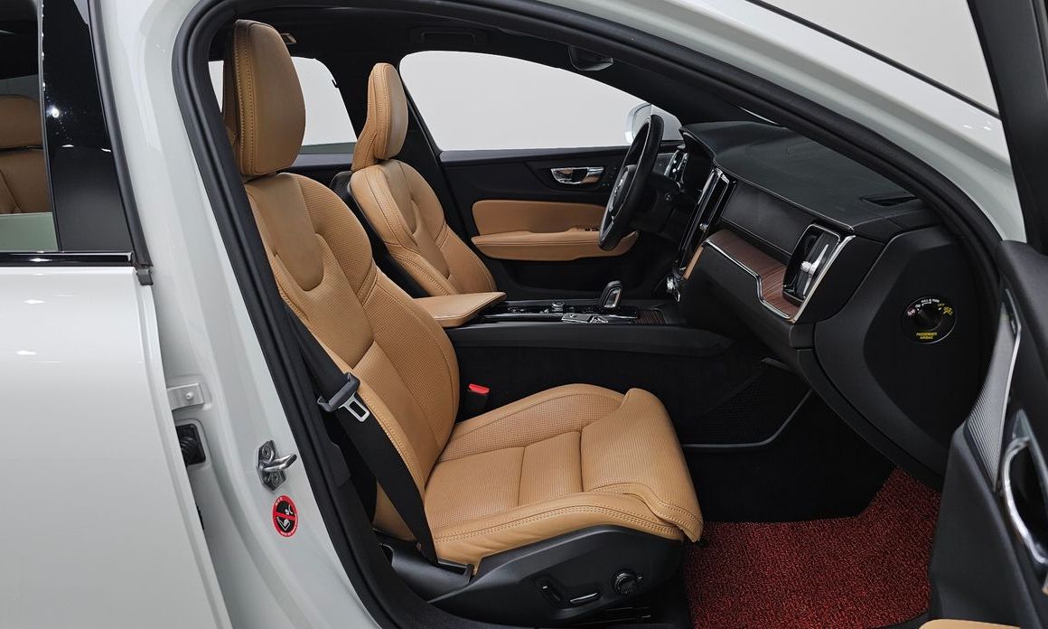 Volvo V60 2021