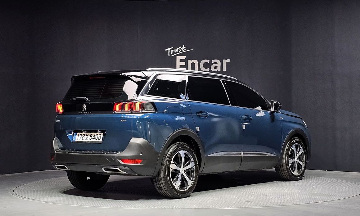 Peugeot 5008 2022