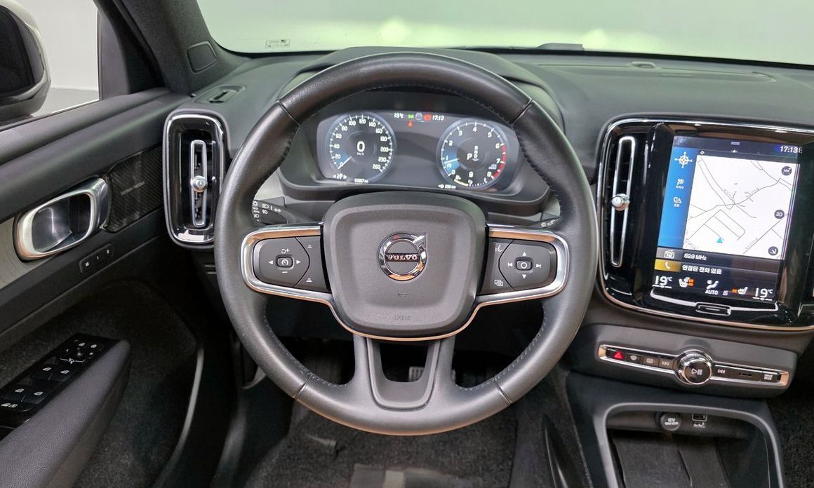 Volvo XC40 2021