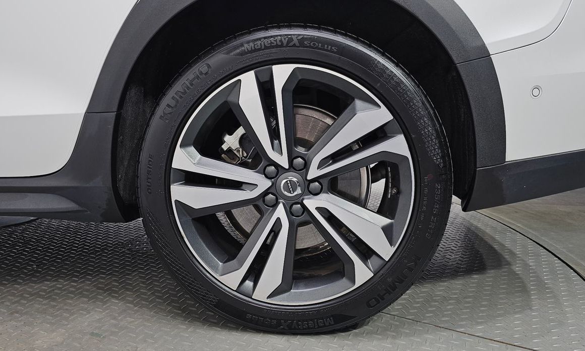 Volvo V60 2021