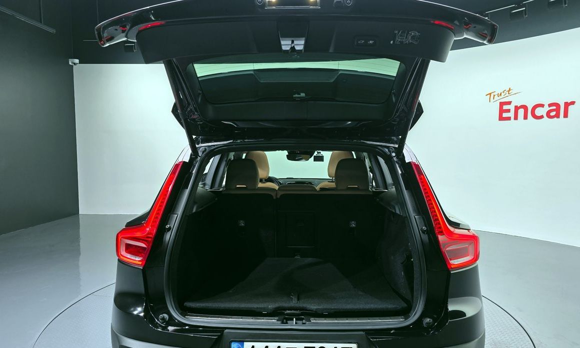 Volvo XC40 2021
