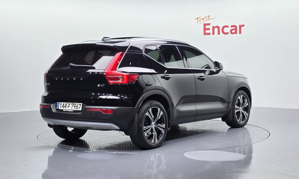 Volvo XC40 2021