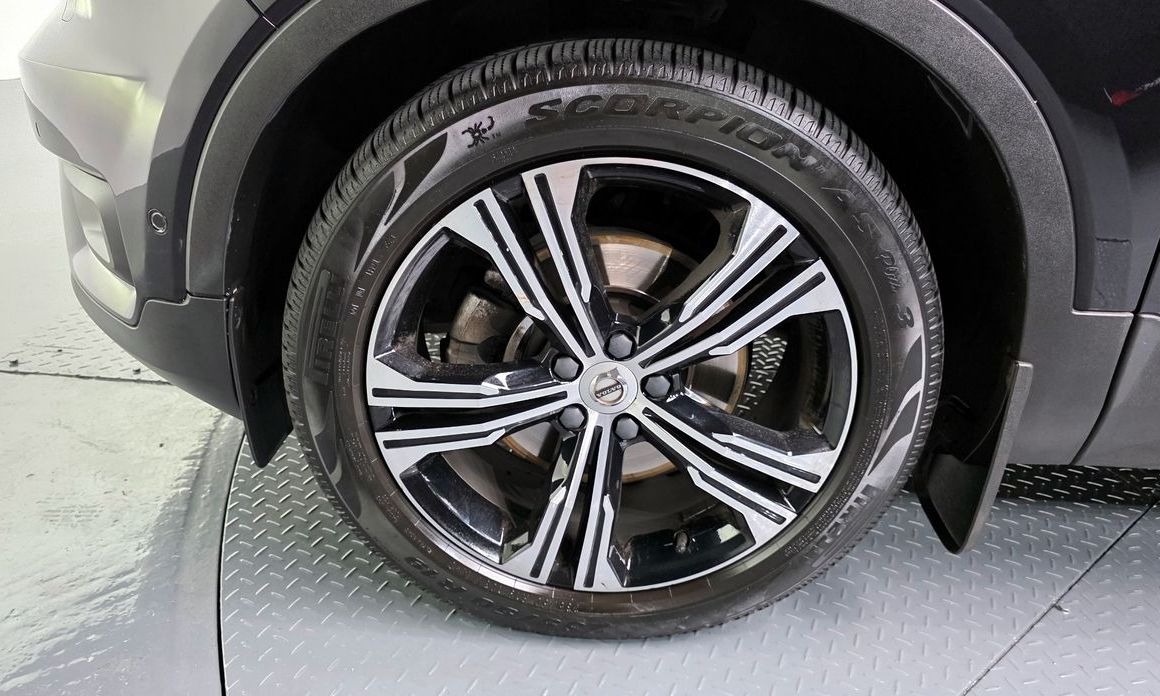 Volvo XC40 2021