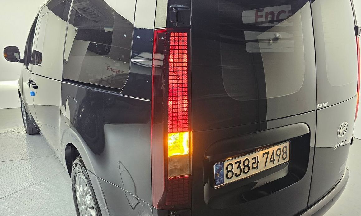 Hyundai Staria 2025