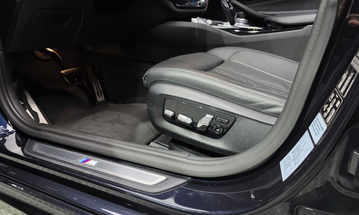 BMW 5-Series 2020
