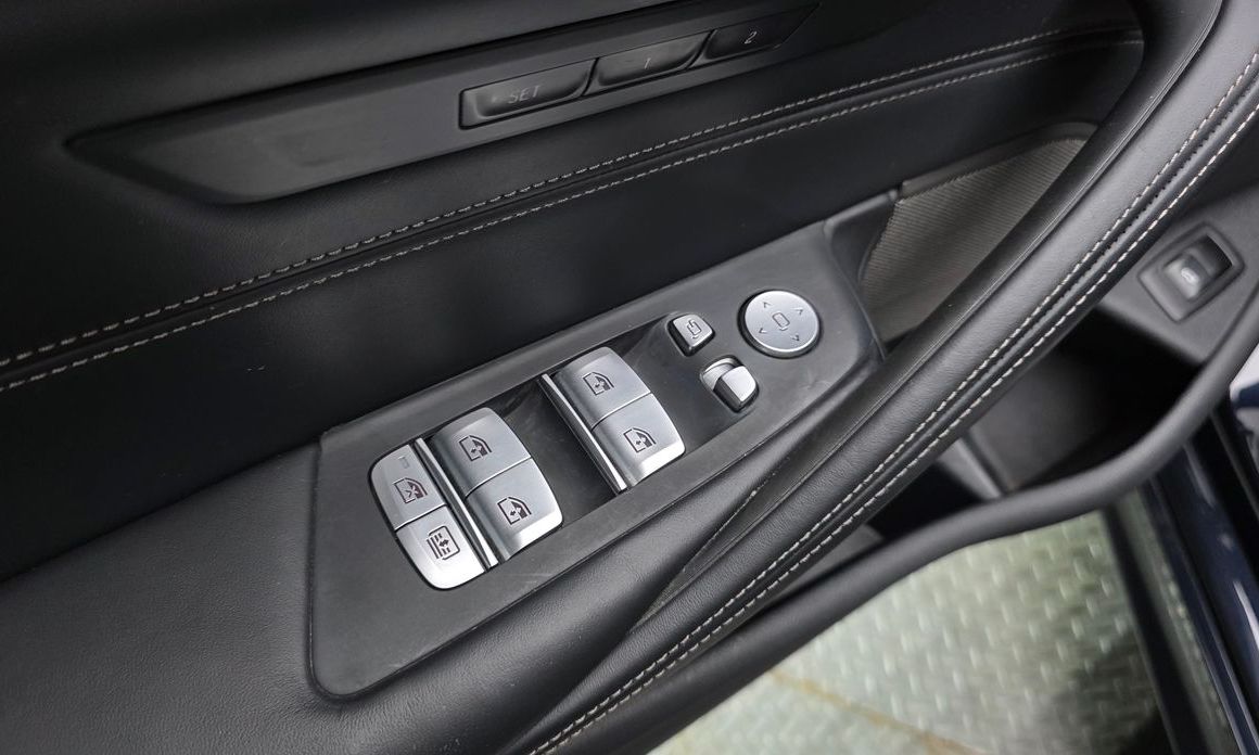 BMW 5-Series 2020