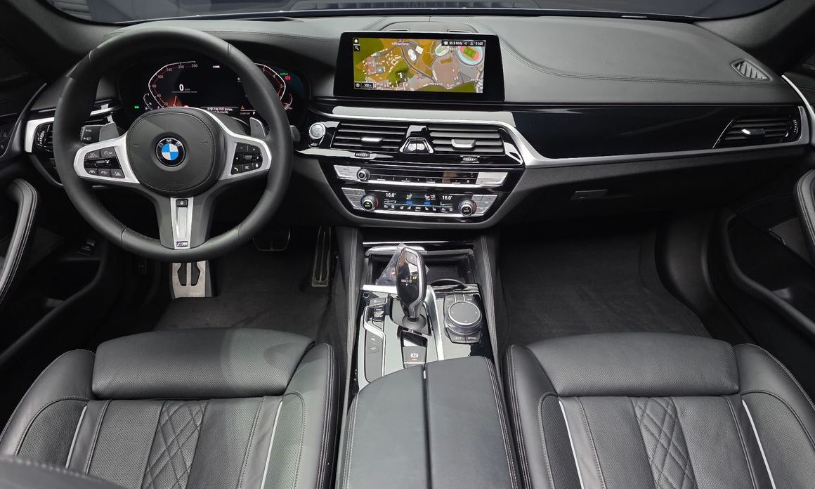 BMW 5-Series 2020