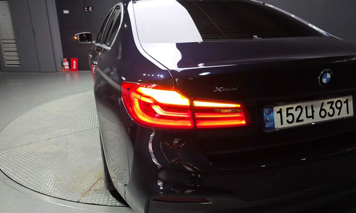 BMW 5-Series 2020