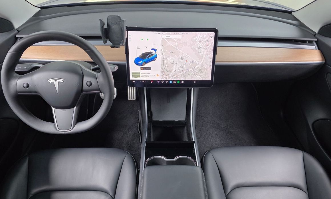 Tesla Model 3 2020