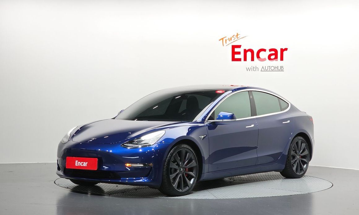 Tesla Model 3 2020