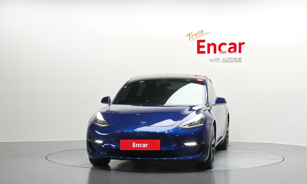 Tesla Model 3 2020