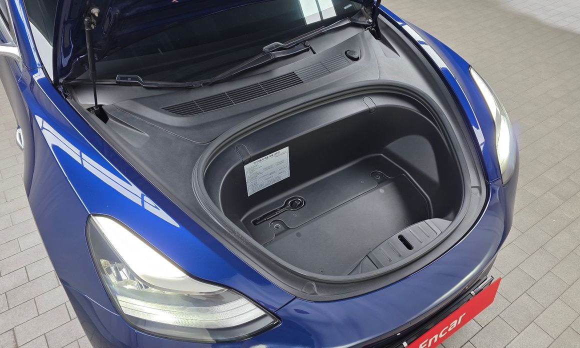 Tesla Model 3 2020