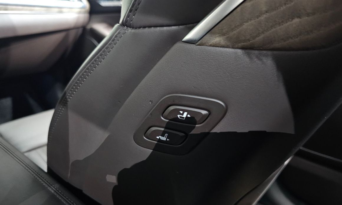 Genesis G90 2020