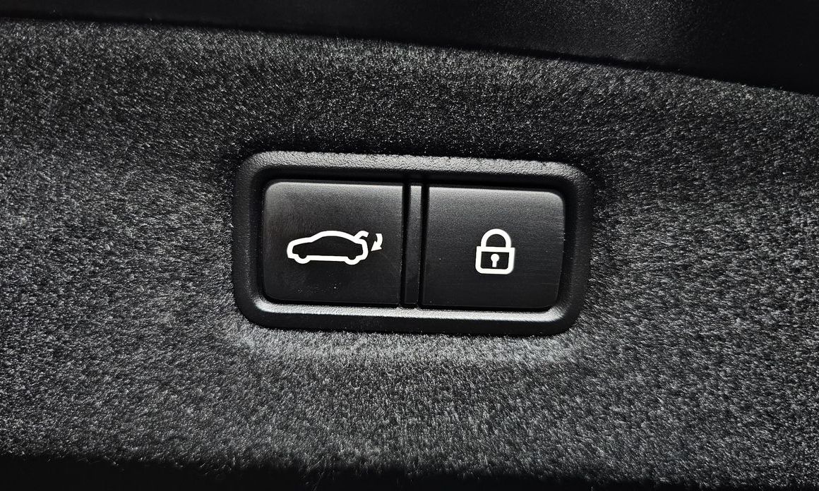Genesis G90 2020