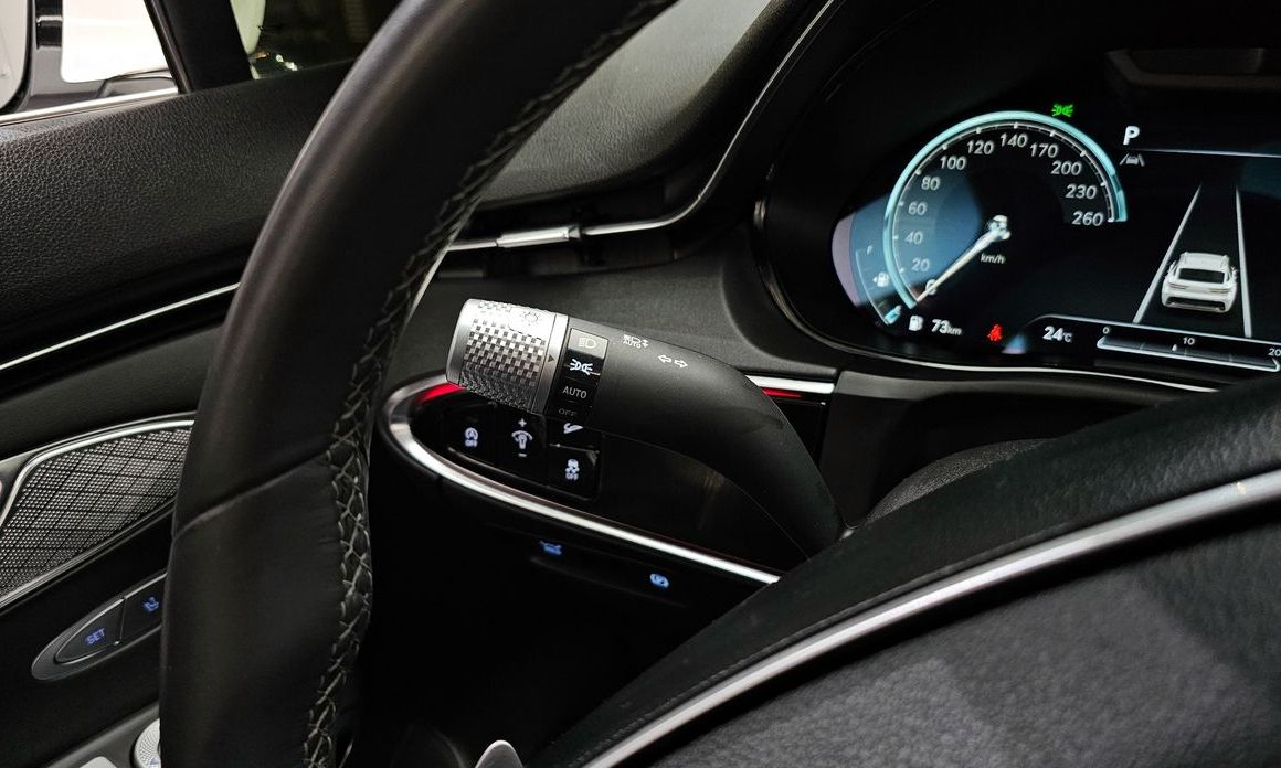 Genesis GV70 2023