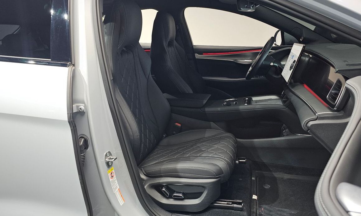 BYD Sealion 7  2026