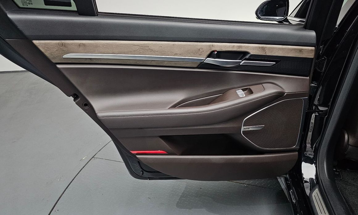 Genesis G90 2020