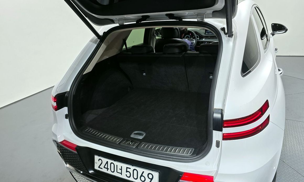 Genesis GV70 2023