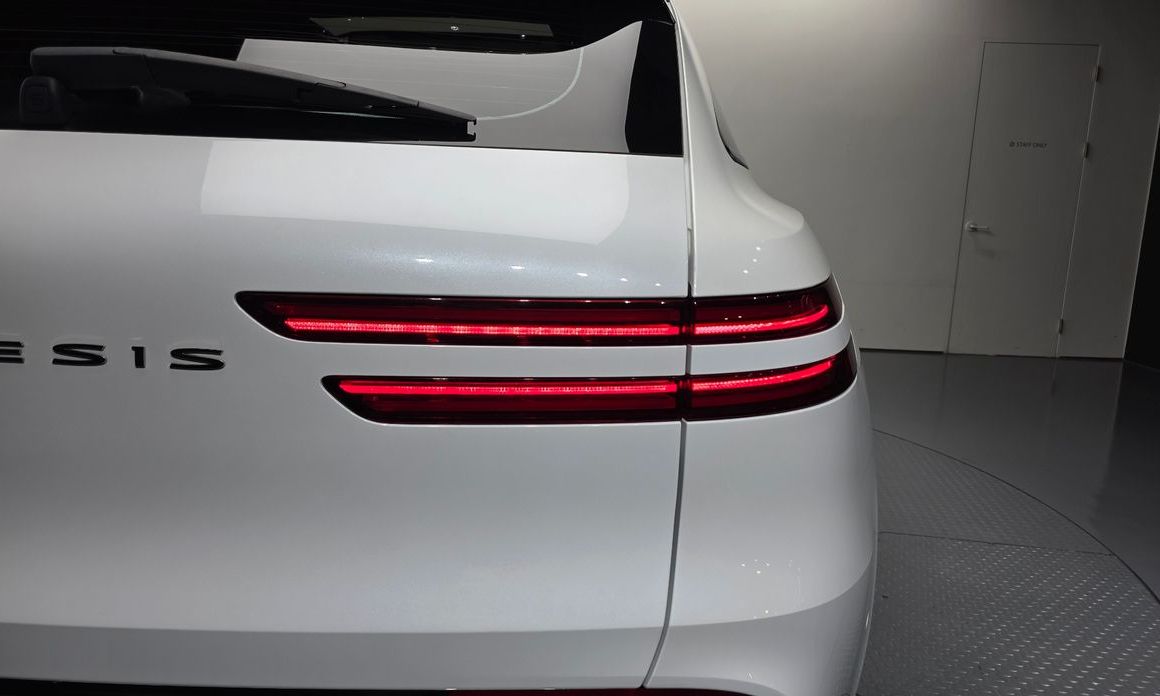 Genesis GV70 2023