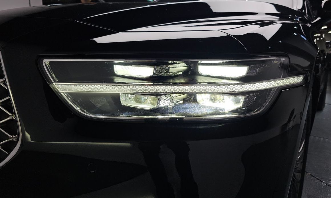 Genesis G90 2020