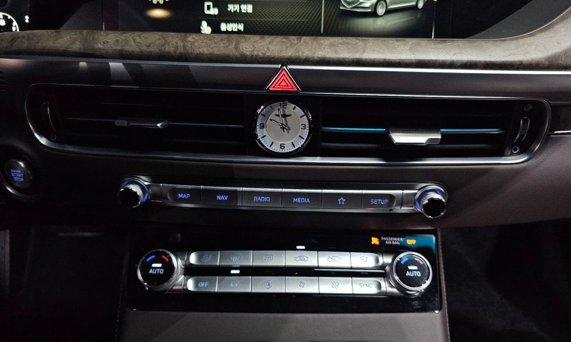 Genesis G90 2020