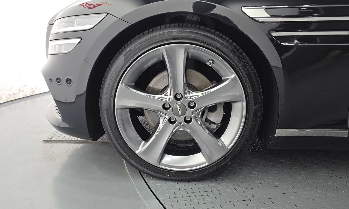 Genesis G80 2021