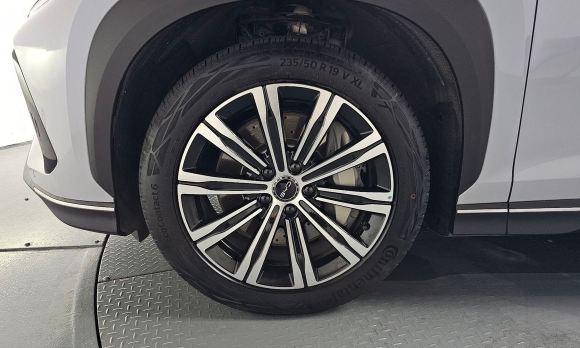 BYD Sealion 7  2026