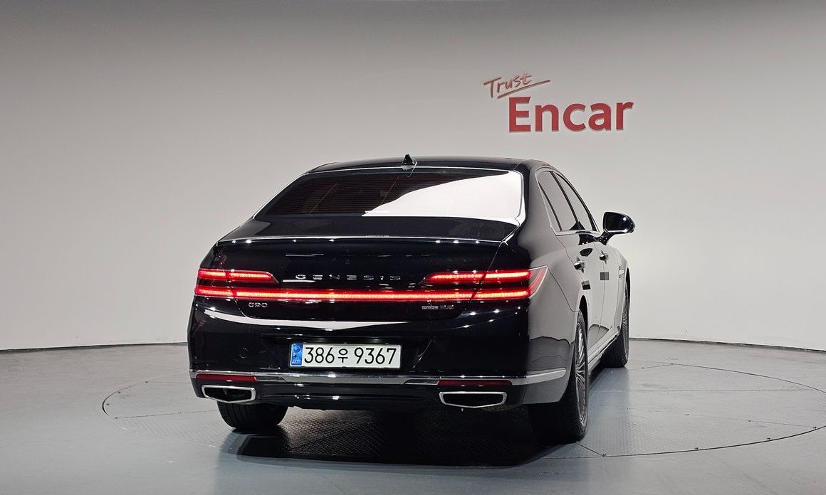 Genesis G90 2020