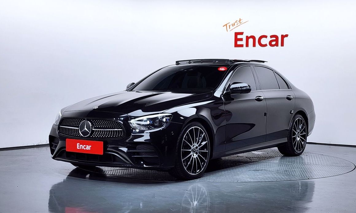 Mercedes-Benz E-Class 2023