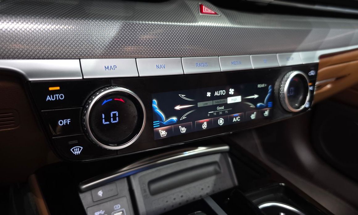 Genesis G80 2023