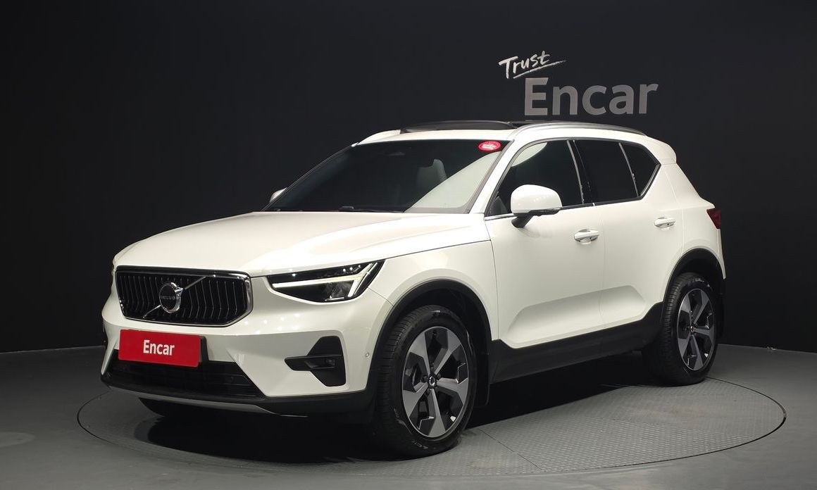 Volvo XC40 2023