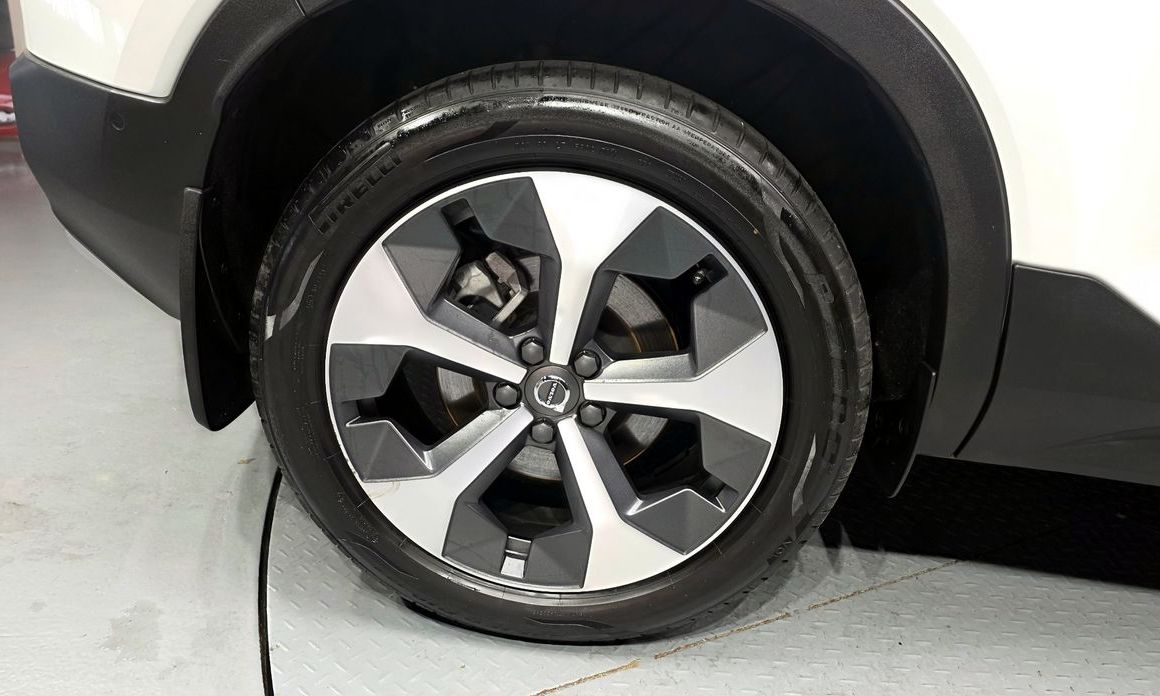 Volvo XC40 2023