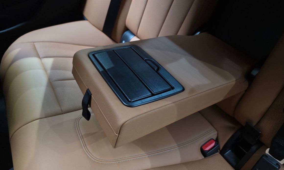 BMW 3-Series 2023