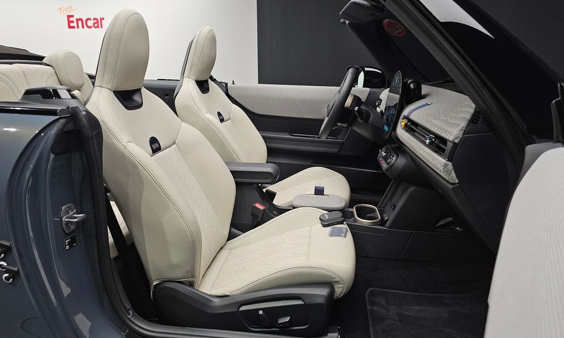 Mini Cooper Convertible 2026