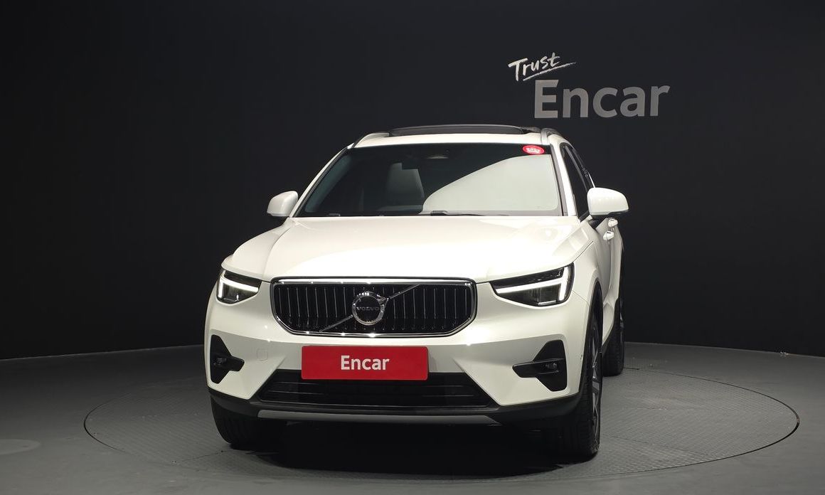 Volvo XC40 2023