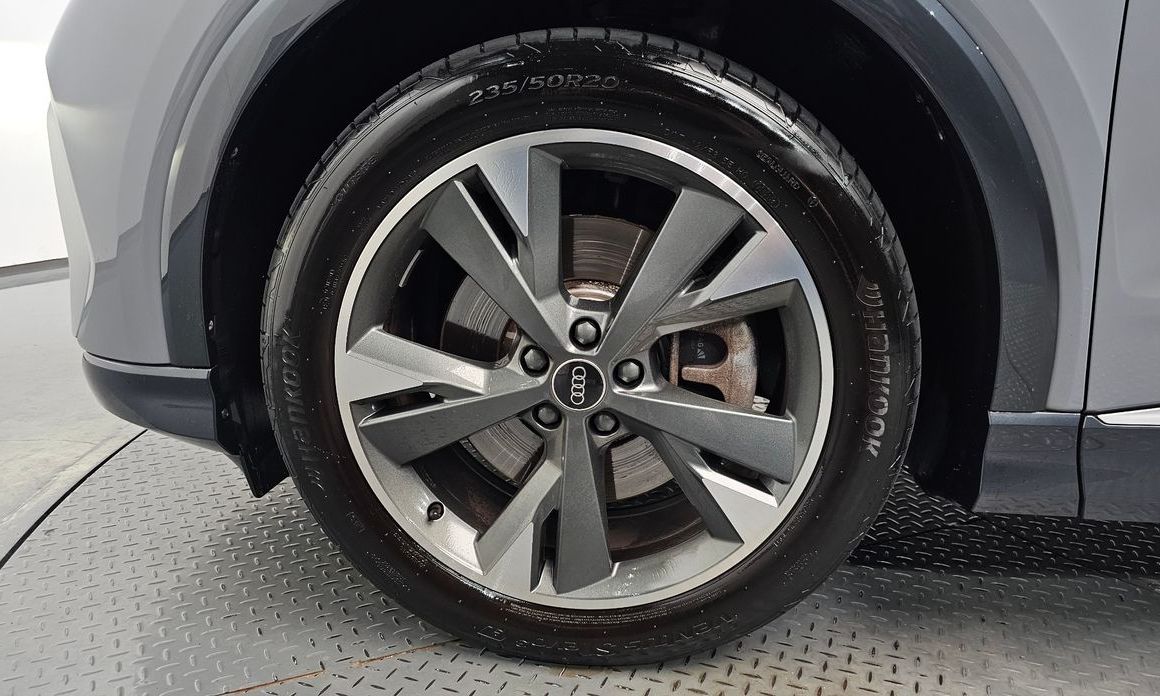Audi Q4 e-tron 2023