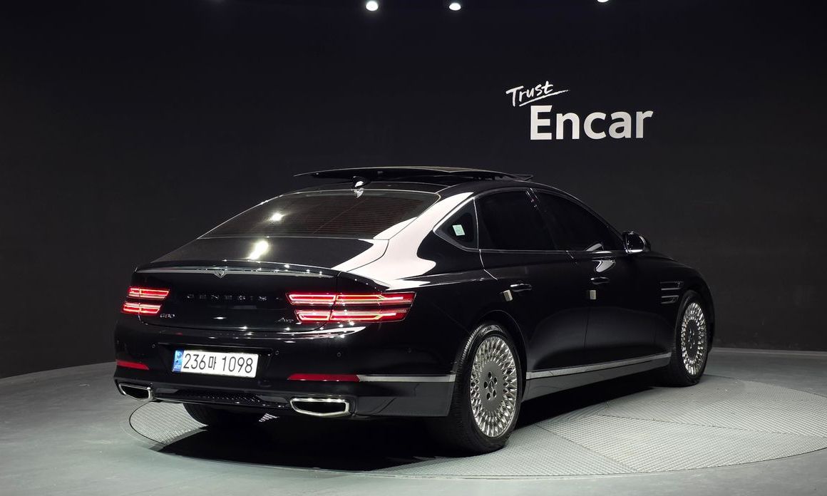 Genesis G80 2023