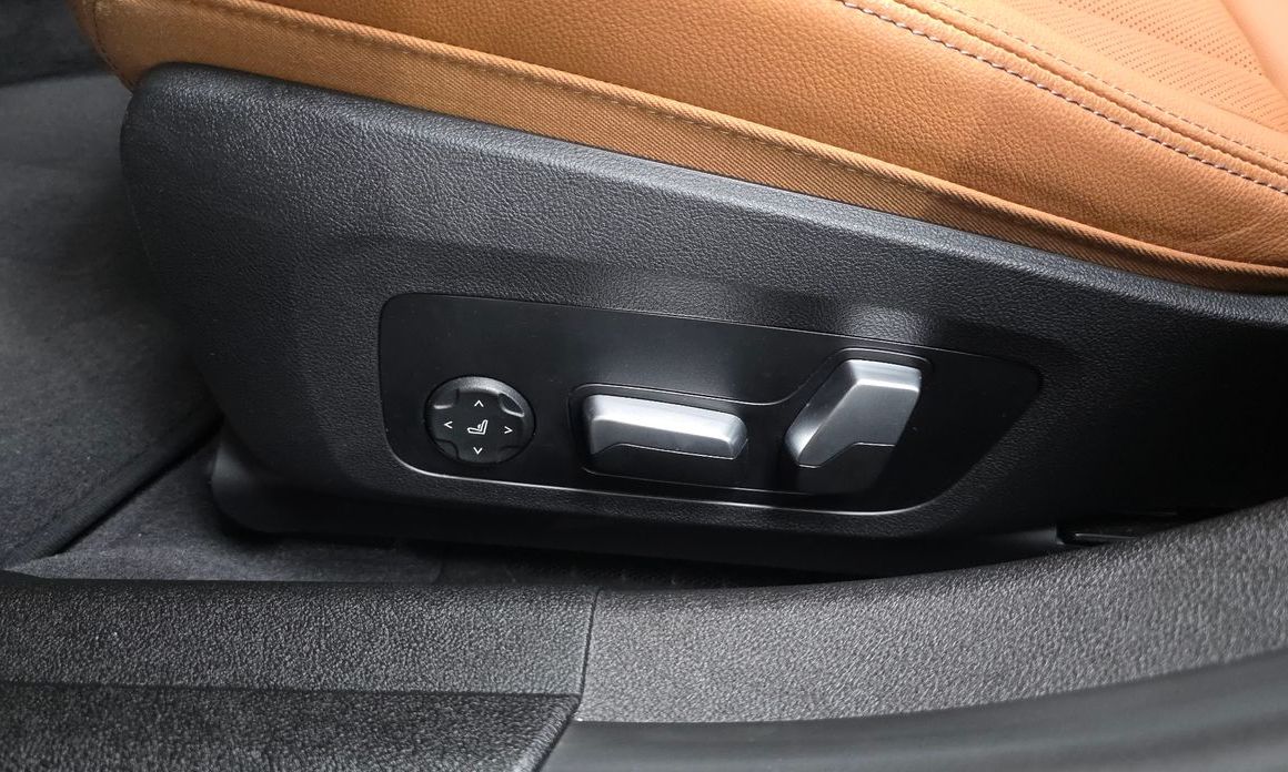 BMW 3-Series 2023