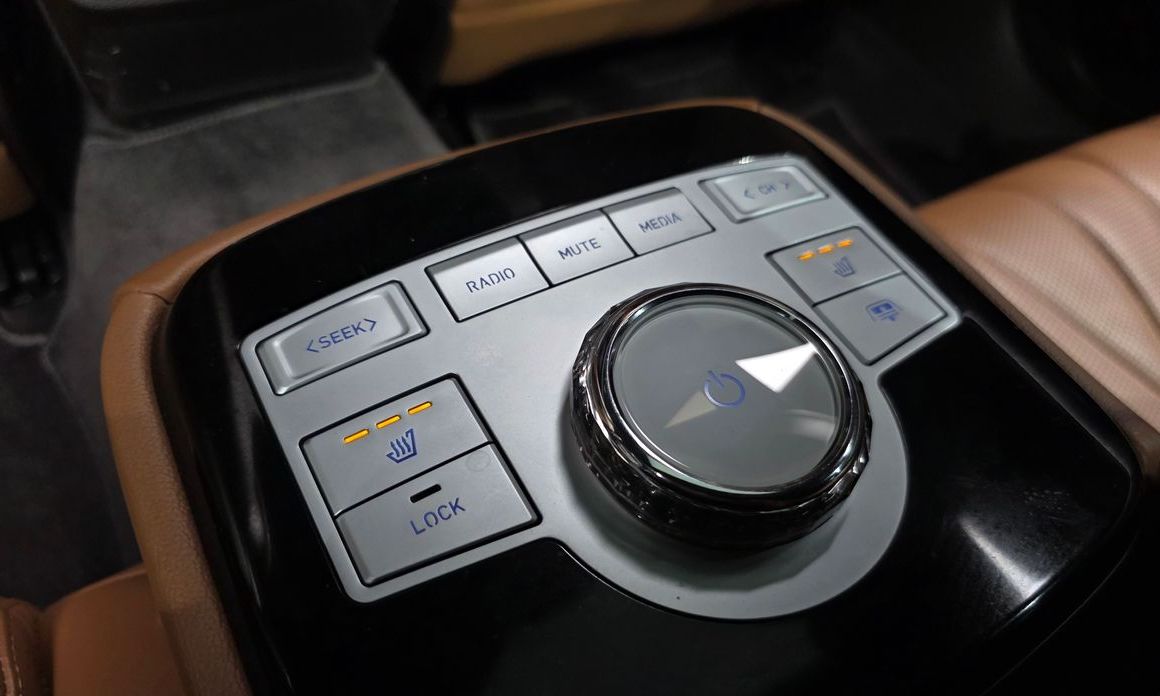 Genesis G80 2023