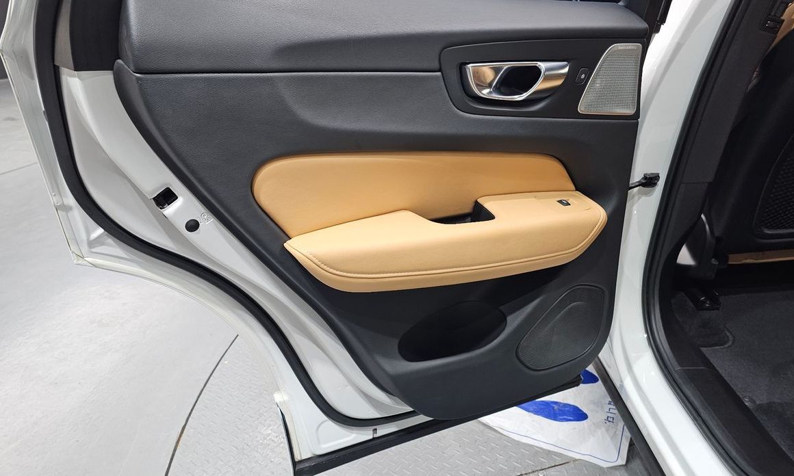 Volvo XC60 2023